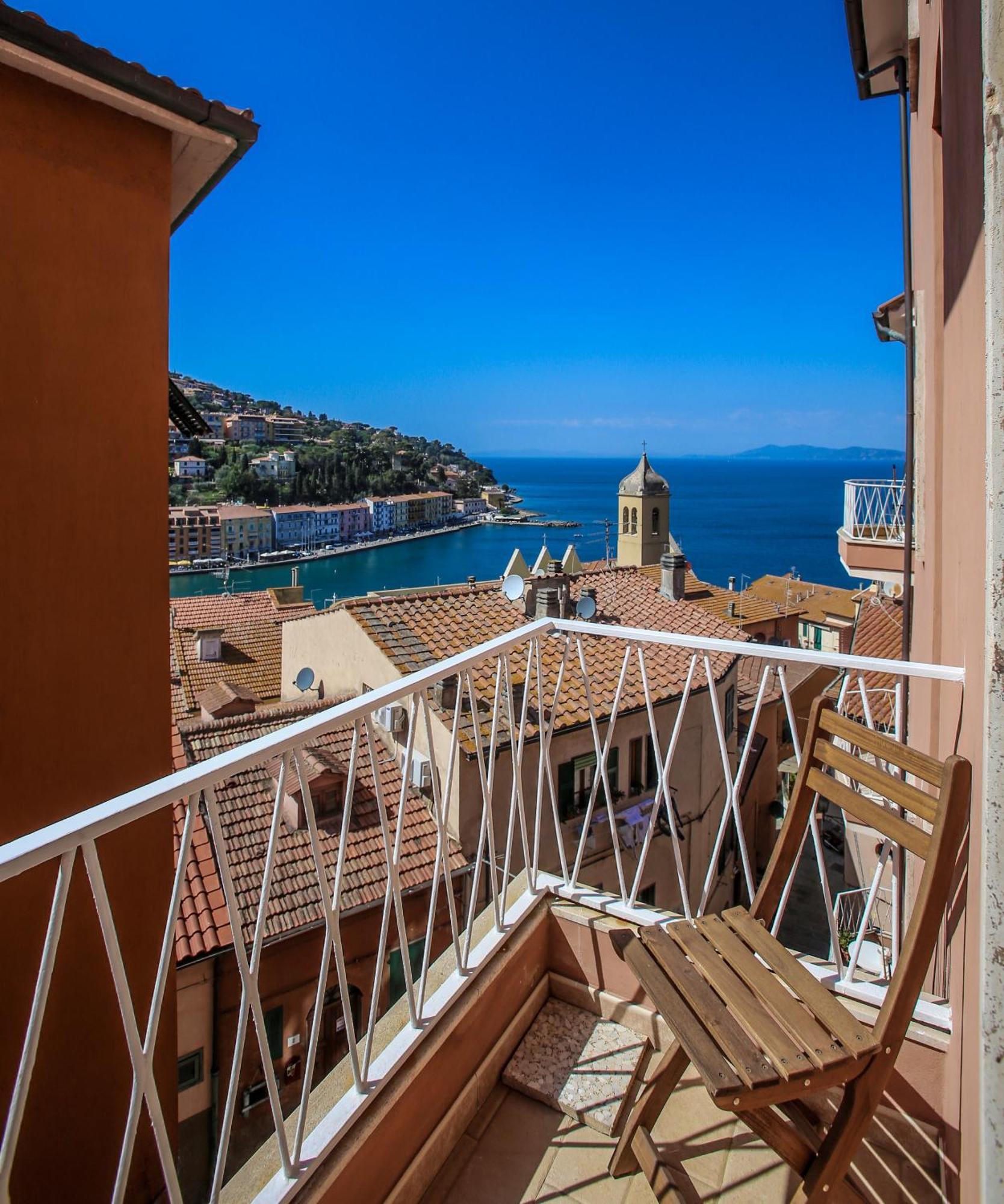 Your Seaside Flat Порто Санто Стефано Экстерьер фото